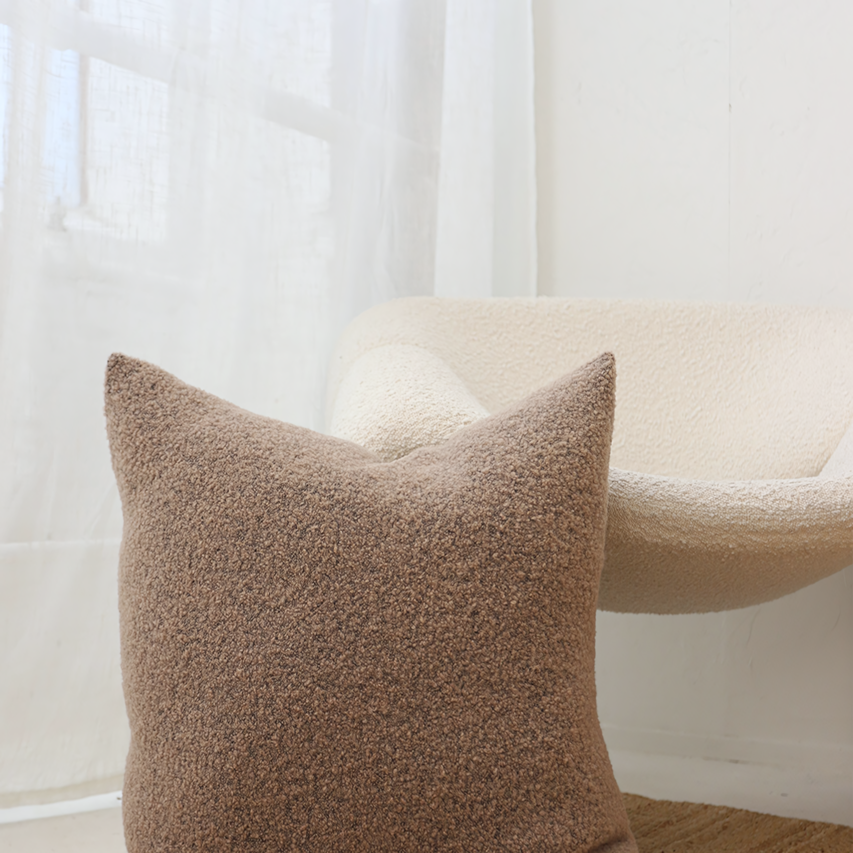 Baldwin Wool Pillow - 22" x 22"